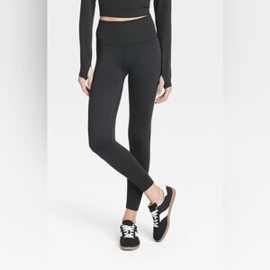 NWT All In Motion 7/8 Seemless High Rise Leggings Black Size‎ Large MSRP $30